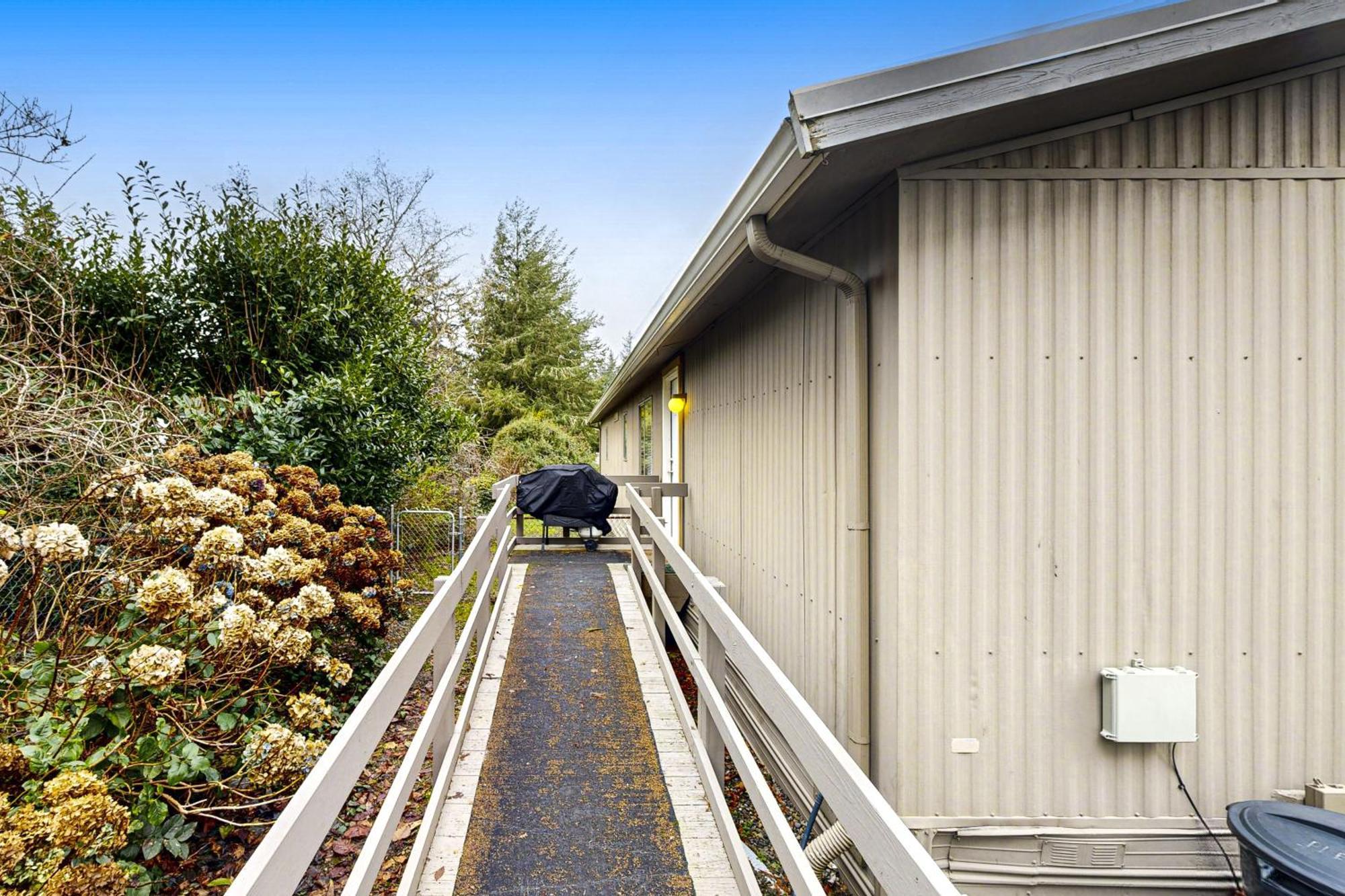 Columbus Empire House Villa Coos Bay Exterior photo