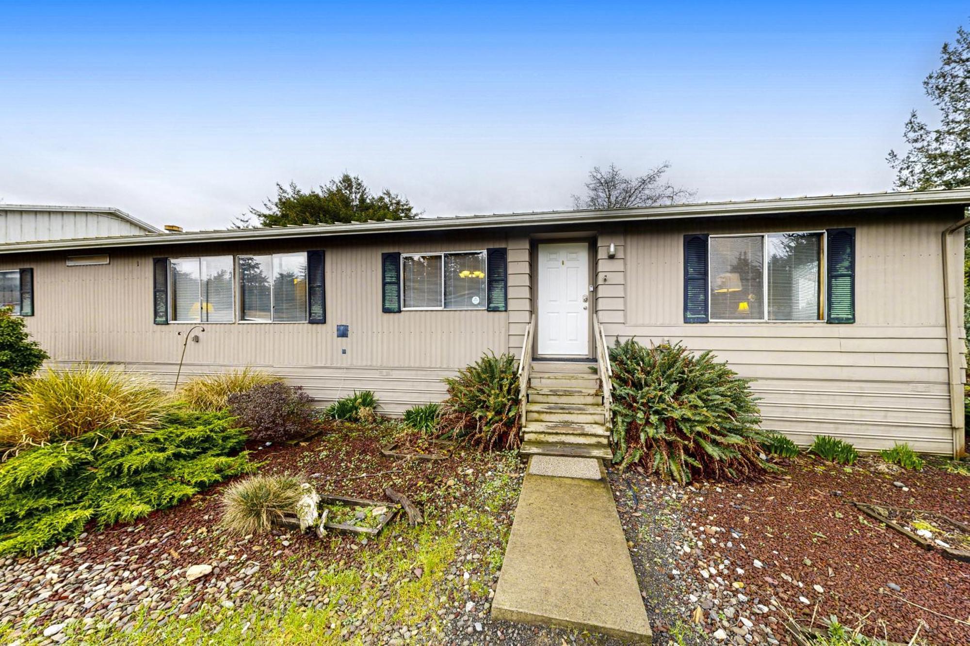 Columbus Empire House Villa Coos Bay Exterior photo